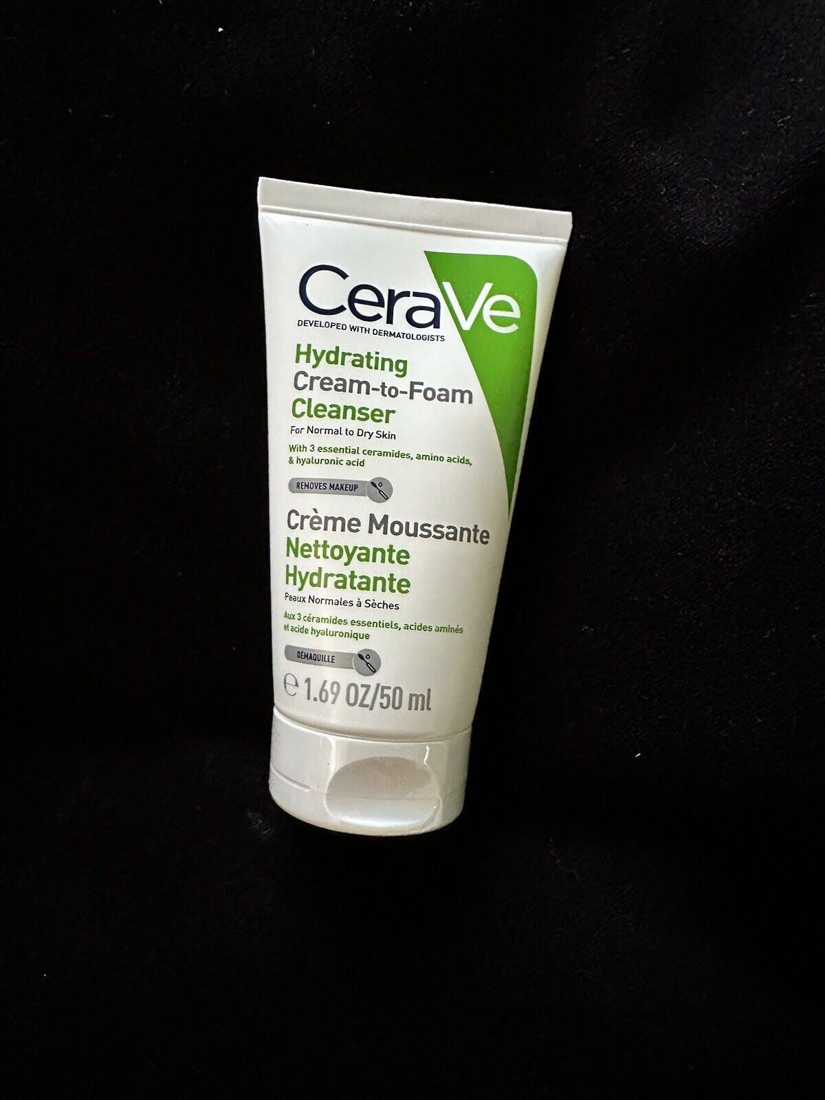 CeraVe Hydrating Cream-To-Foam Cleanser 50ml