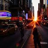 Manhattanhenge 2022: Dates, Times and Where to Watch - The New York Times