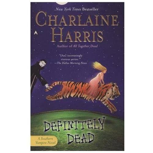Charlaine Harris: Definitely Dead [Paperback]
