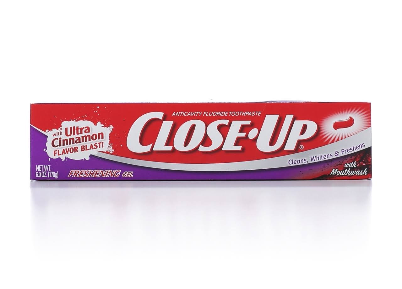 Close-Up Anticavity Fluoride Toothpaste - Ultra Cinnamon Burst