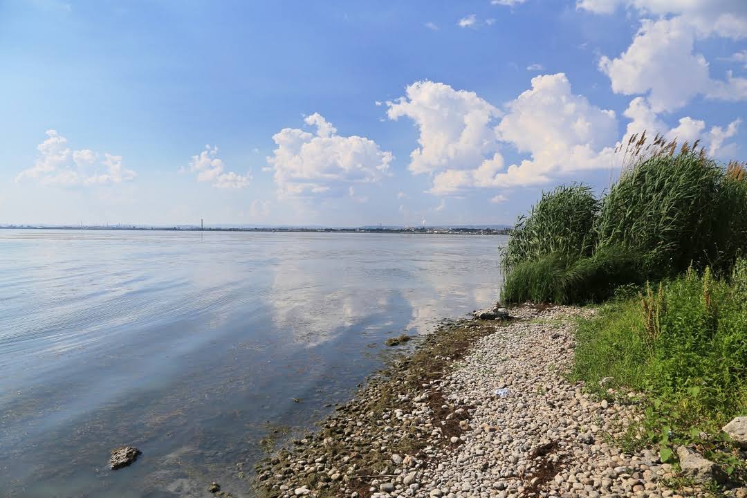 Lake Burgas image