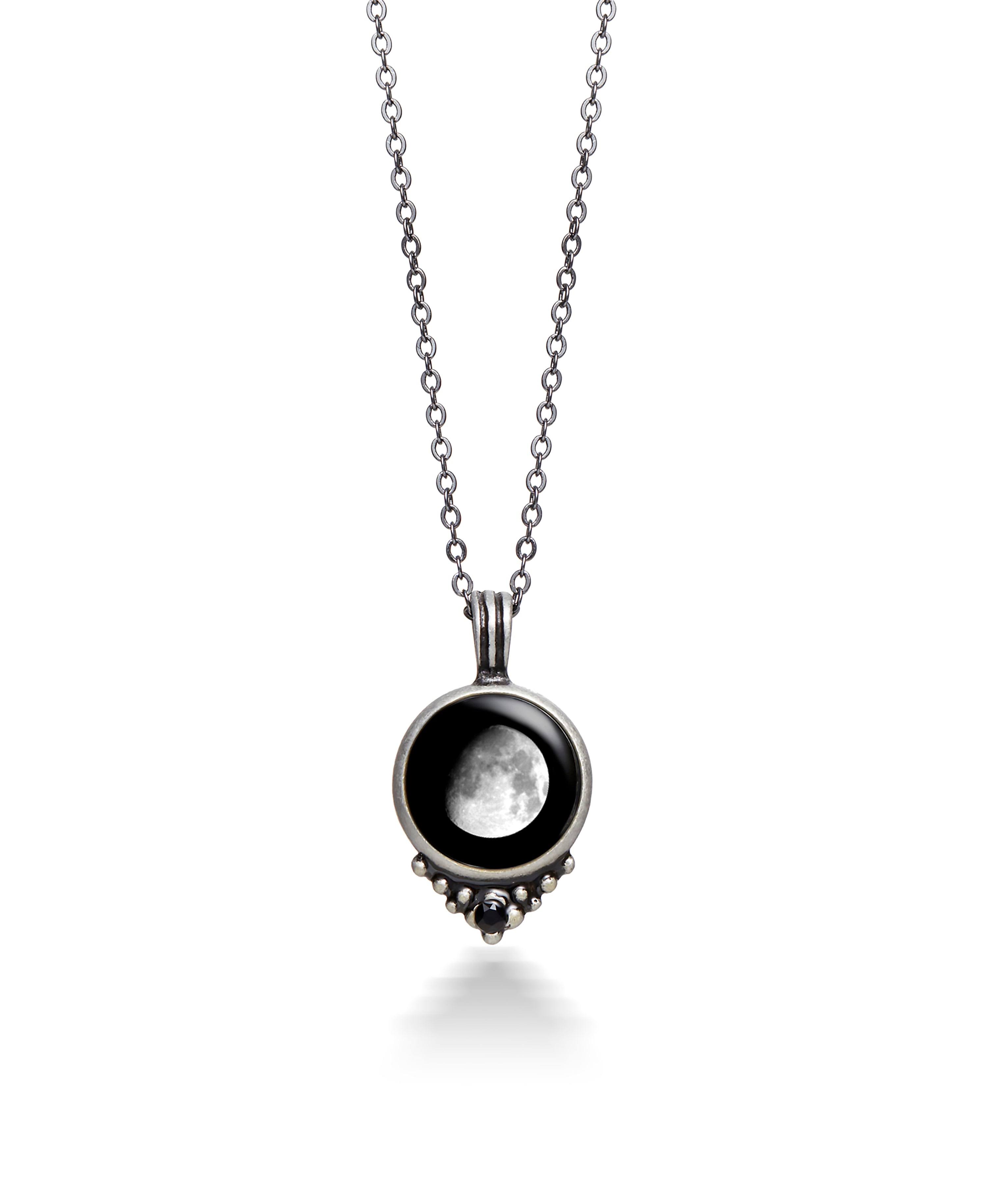 Moonglow Classic Pewter Necklace 7A