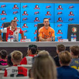 Kinderen stellen Bijlow gedurfde vragen over keepen op het WK en Ajax