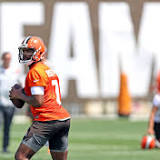 Cooper catches on with Browns, quickly connects with Watson