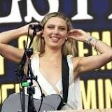 Wolf Alice land bank in London hours before Glasto set after US travel chaos