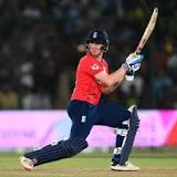 PAK vs ENG 4th T20 Live Score Updates: England two down chasing 167