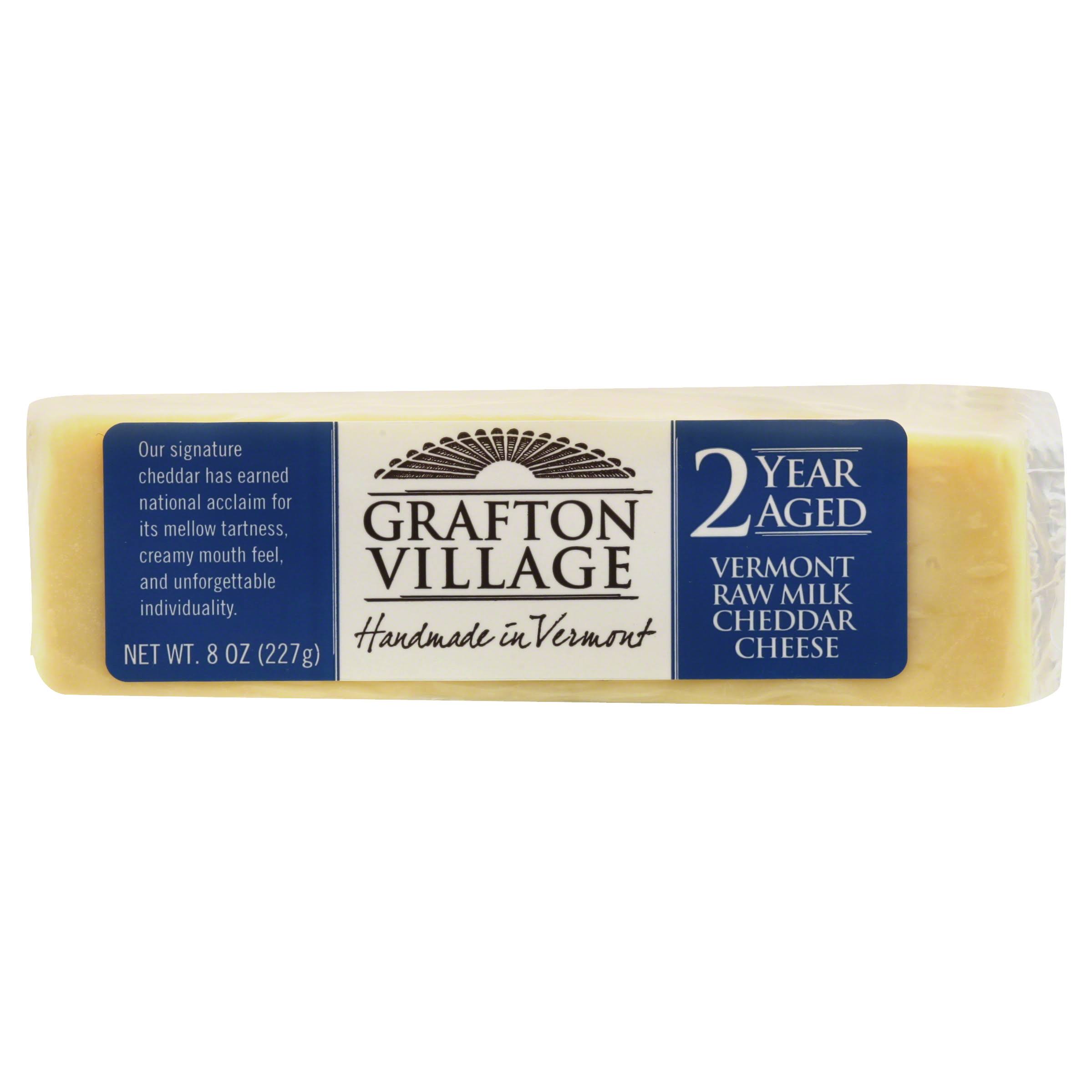 Grafton Village Cheese, Cheddar, Vermont Raw Milk - 8 oz