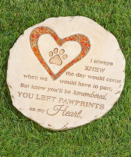 Memorial Stones for Beloved Pets, Two Different Designs (Circle)