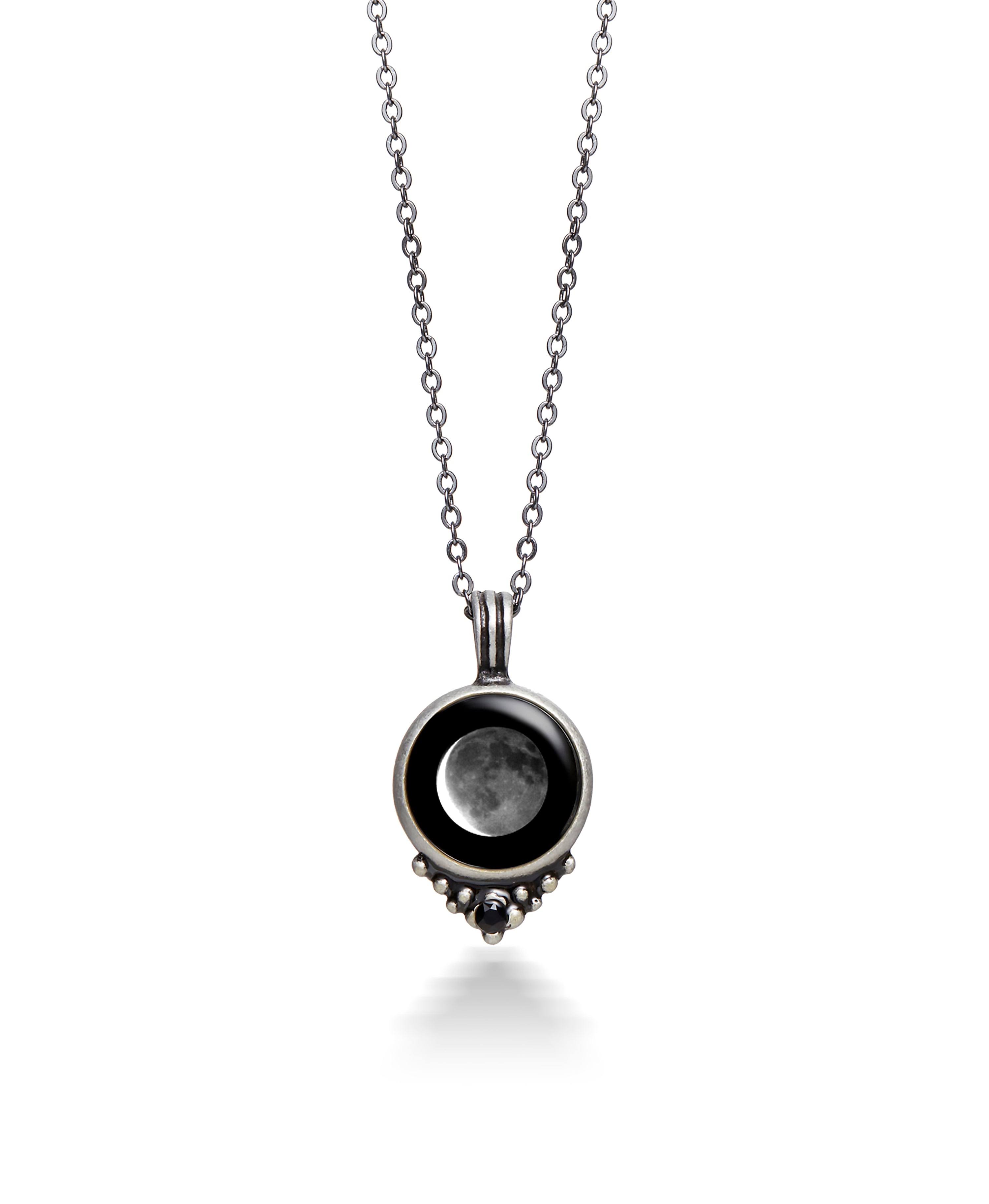 Moonglow Classic Pewter Necklace CD