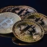 Investor Cathie Wood still believes bitcoin will hit $1 million by 2030 despite FTX implosion
