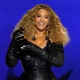 Beyonce fast nackt am Pferd: Fans flippen aus