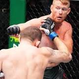 UFC Vegas 59: Michał Oleksiejczuk Drops, Bloodies Sam Alvey Early in Middleweight Debut