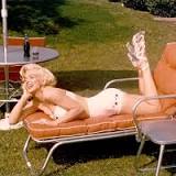 15 iconische foto's van Ana de Armas als Marilyn Monroe in Blonde