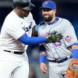 Miami Marlins hit walk-off homer to top Mets, avoid sweep