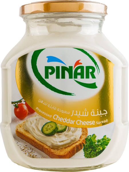 Pinar Processed Cheddar Cheese Spread 900g